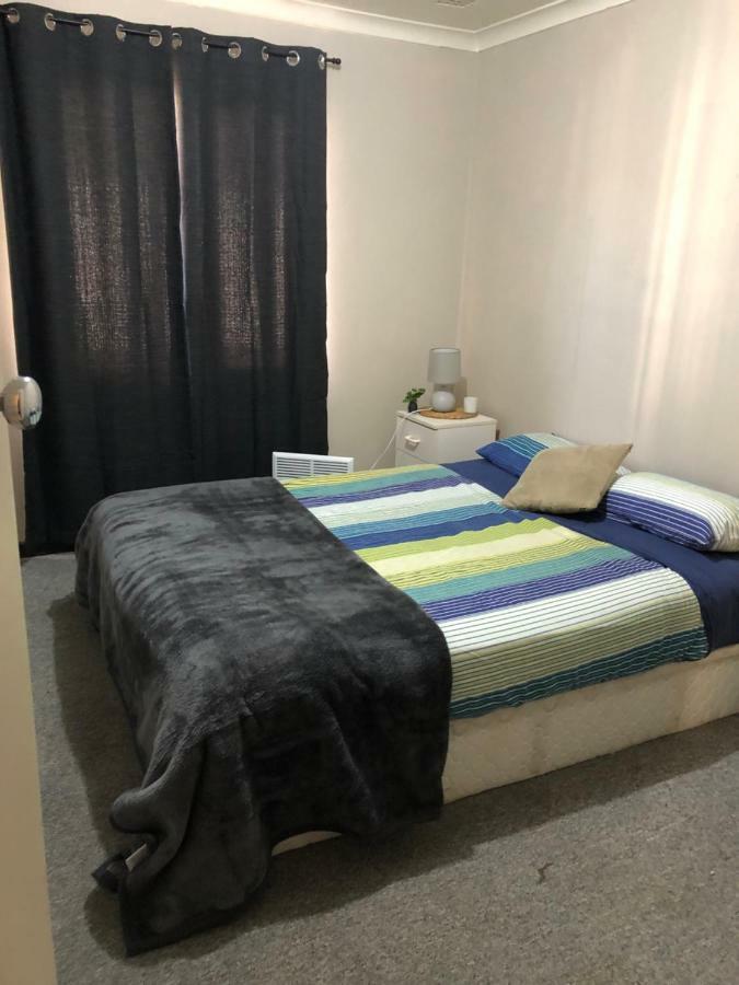 Home Away From Home Merredin Exteriör bild